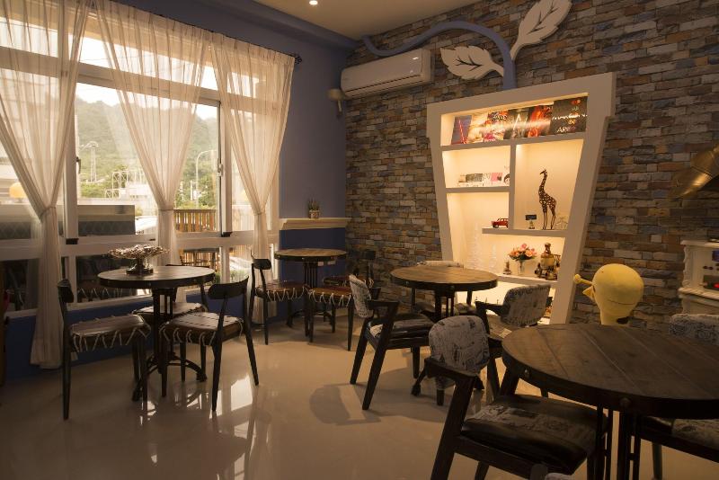 Sun Giraffe Taitung Bnb image