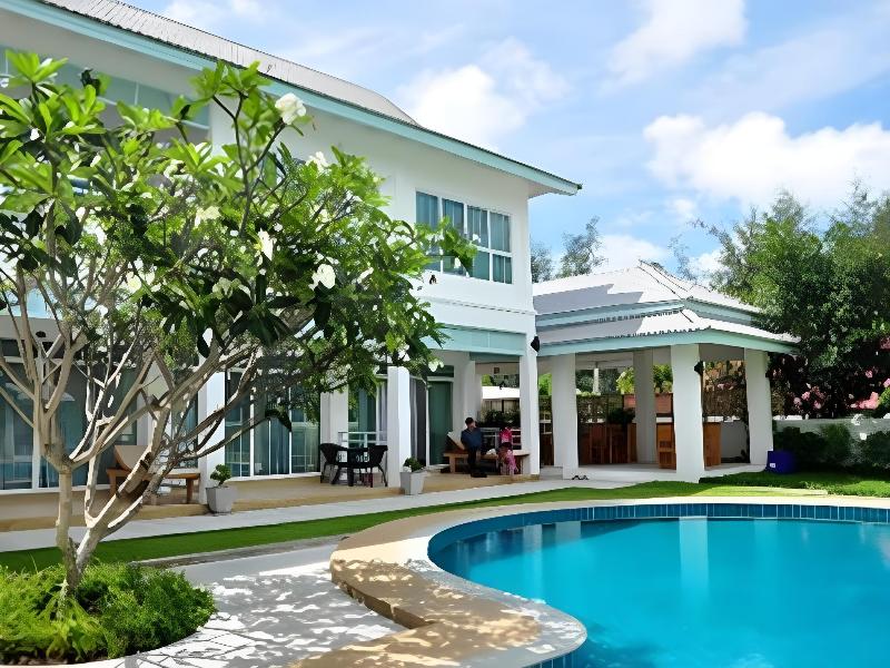 Baan Jeen Hotel Samroiyod Beach — view