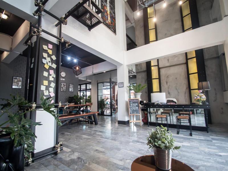 V1 Room Hotel — exterior view