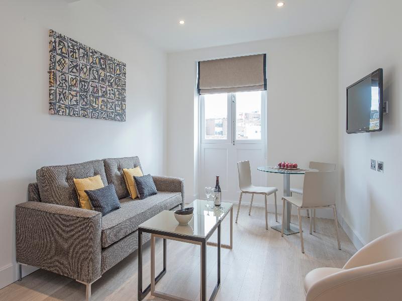 The Rosebery by Supercity Aparthotels  image