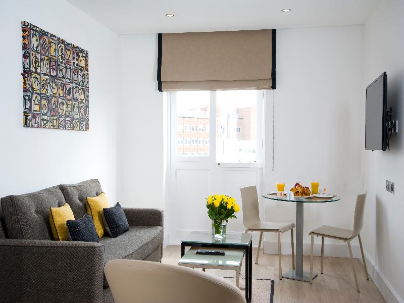 The Rosebery by Supercity Aparthotels  image
