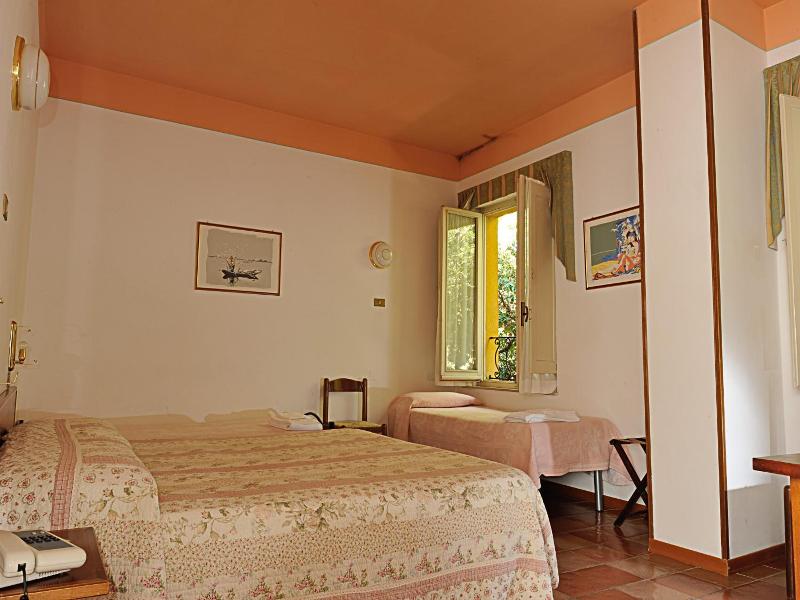 FERRETTI image