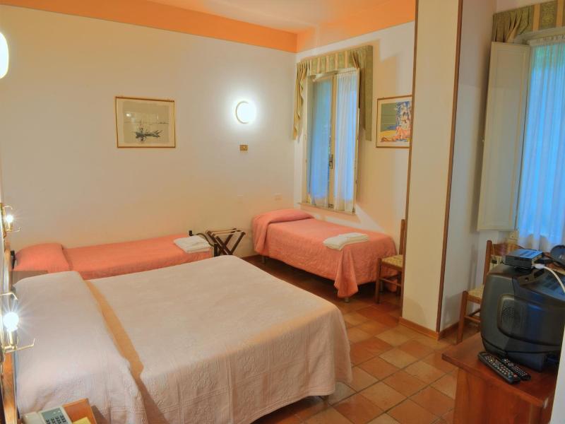 FERRETTI image