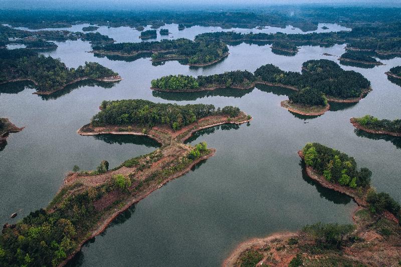 Hotel Indigo Heilong Lake image