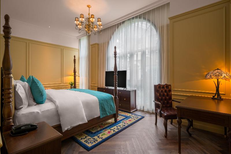 Hotel Indigo Heilong Lake image