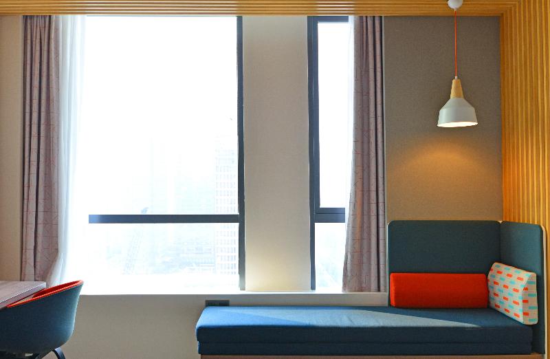 Holiday Inn Express Hangzhou Binjiang image
