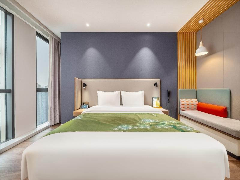 Holiday Inn Express Hangzhou Binjiang image