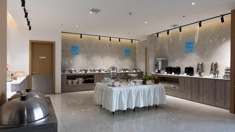 Holiday Inn Express Shangqiu Ancient Town image 3