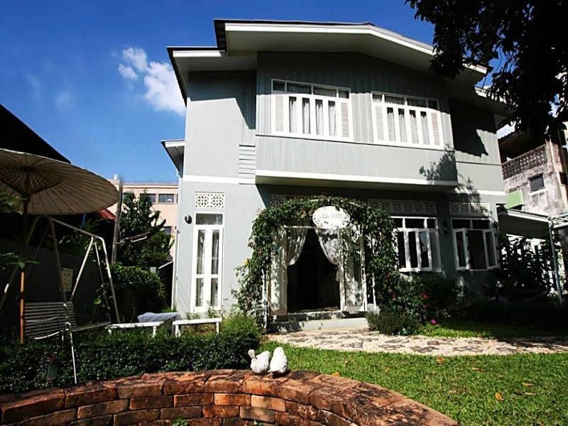 Lada House