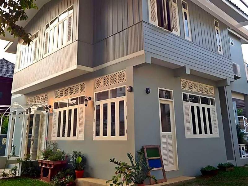 Lada House