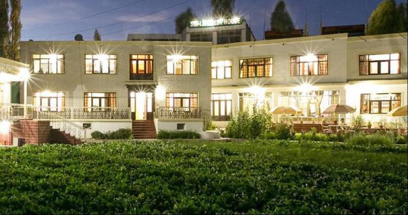 Sia La Guest House — main photo
