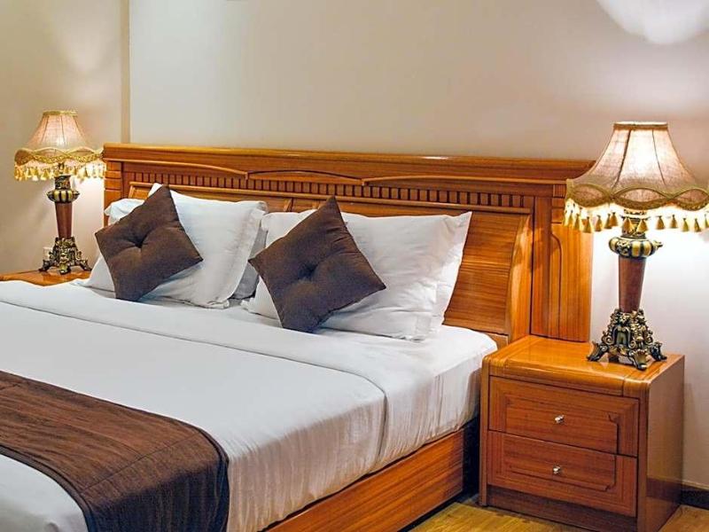 Kiev Tower Luxury Apartments image