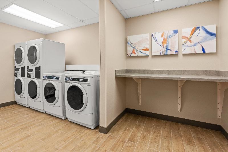 Candlewood Suites Sumner Puyallup Area image