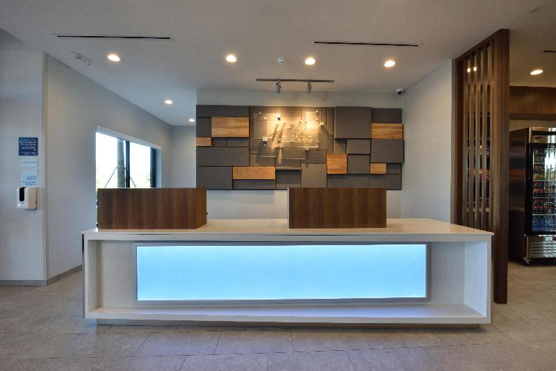 Holiday Inn Express & Suites Spring - Woodlands Ar - Image 1