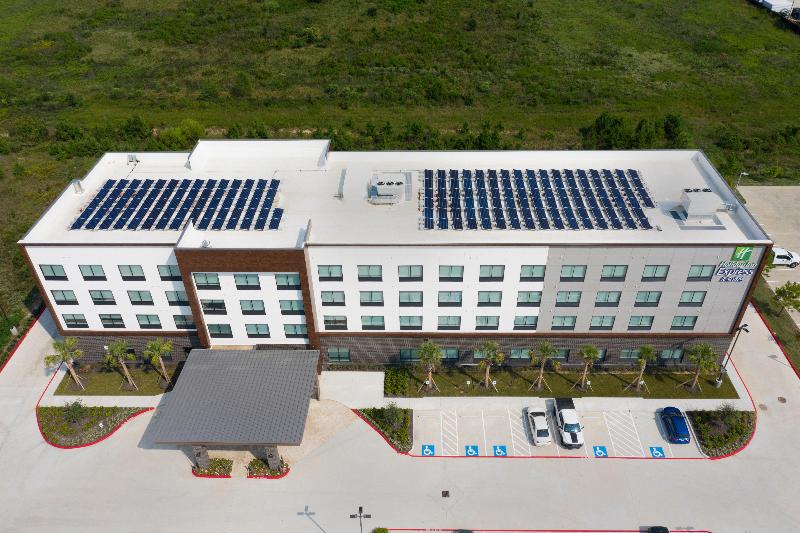 Holiday Inn Express Suites Spring Woodlands Area image