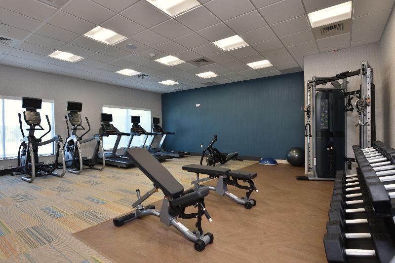 Holiday Inn Express Suites Spring Woodlands Area image