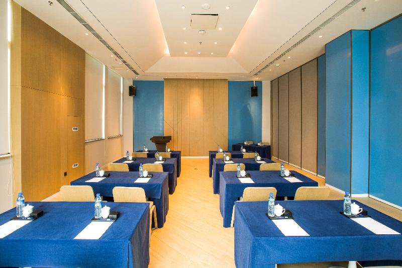 Holiday Inn Express Guizhou Qinglong image