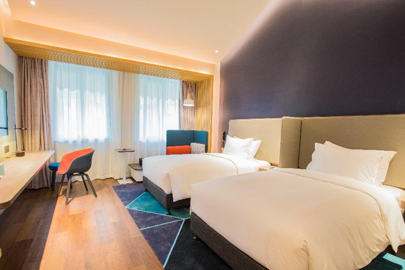 Holiday Inn Express Guizhou Qinglong image 10