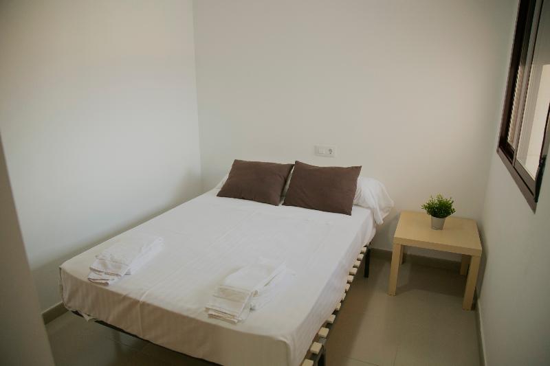 Apartamentos Be Free Isla Plana image