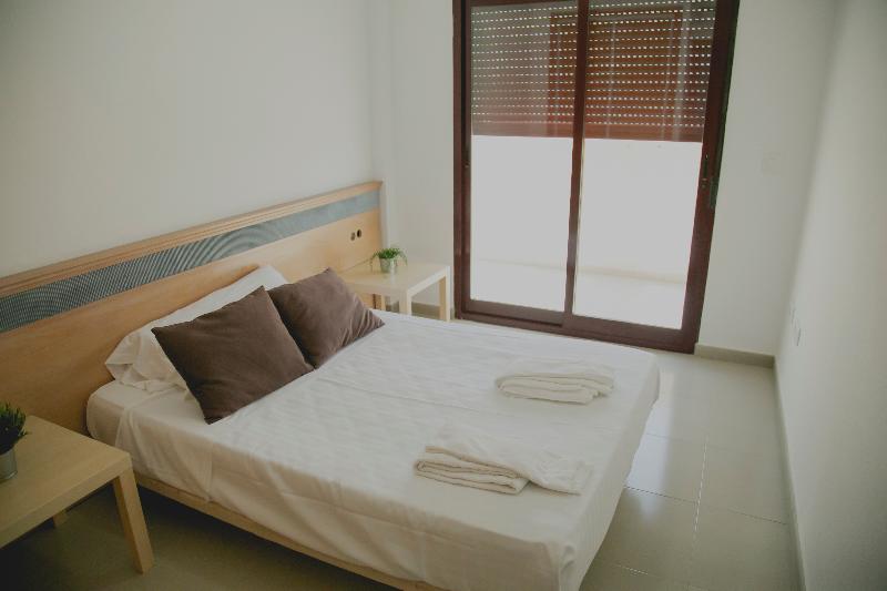 Apartamentos Be Free Isla Plana image