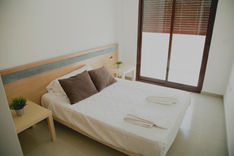 Apartamentos Be Free Isla Plana image