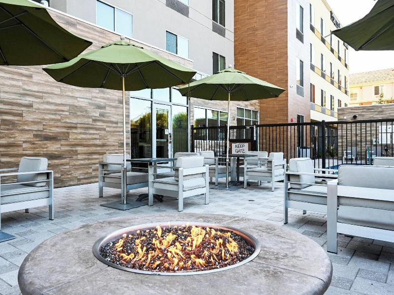 Fairfield Inn Suites Ontario Rancho Cucamonga image