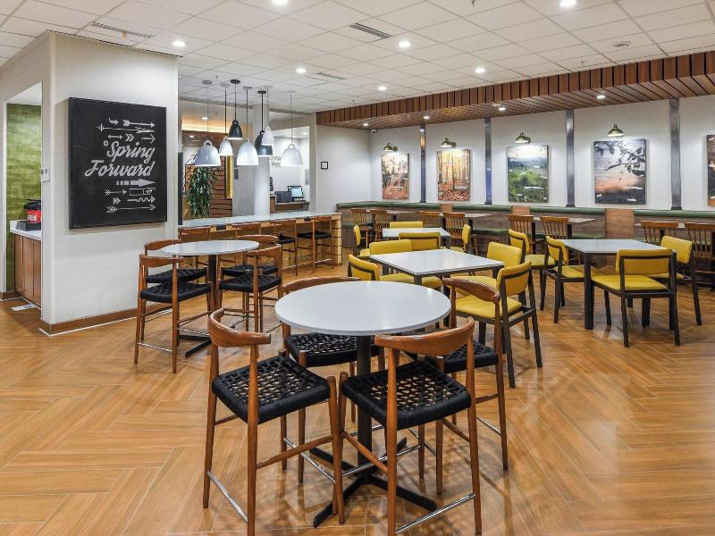 Fairfield Inn Suites Ontario Rancho Cucamonga image