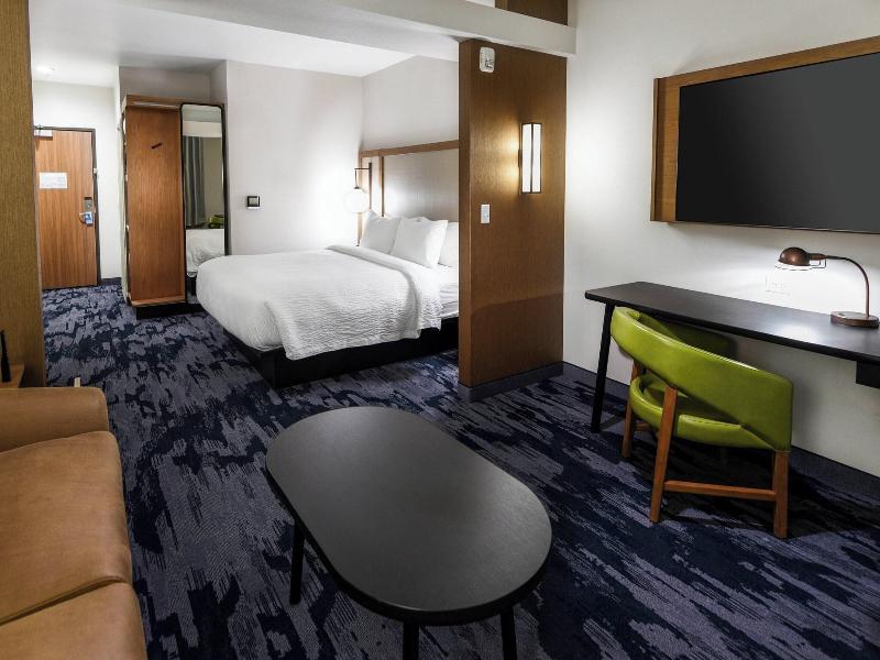 Fairfield Inn Suites Ontario Rancho Cucamonga image