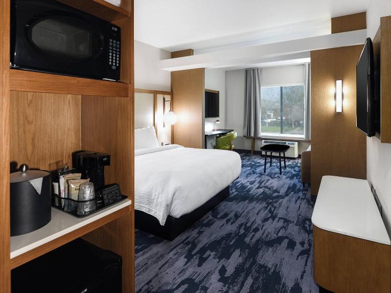 Fairfield Inn Suites Ontario Rancho Cucamonga image