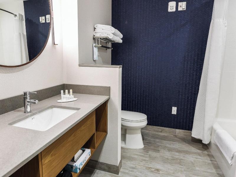 Fairfield Inn Suites Ontario Rancho Cucamonga image