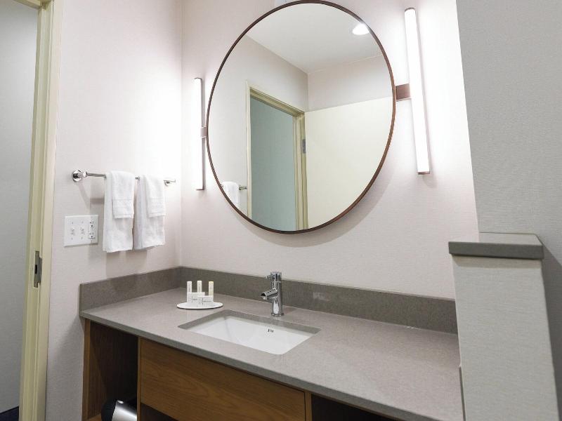 Fairfield Inn Suites Ontario Rancho Cucamonga image