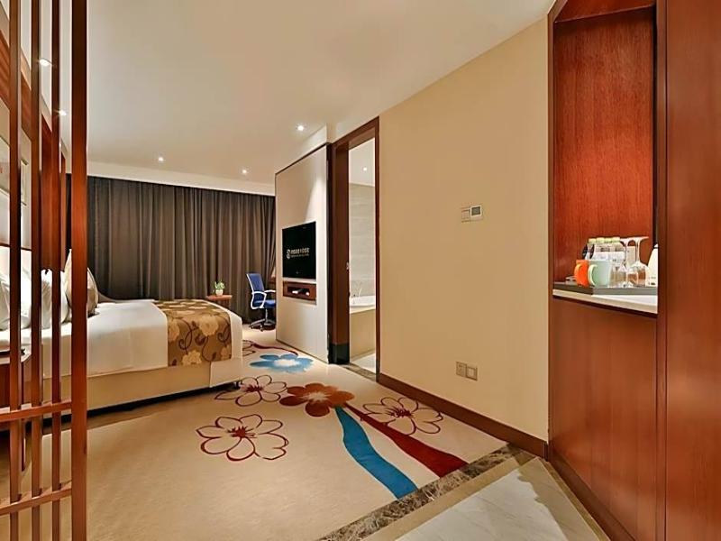 121 Hotel