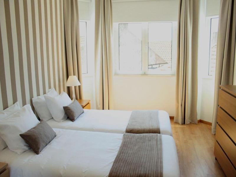 Aveiro White House image