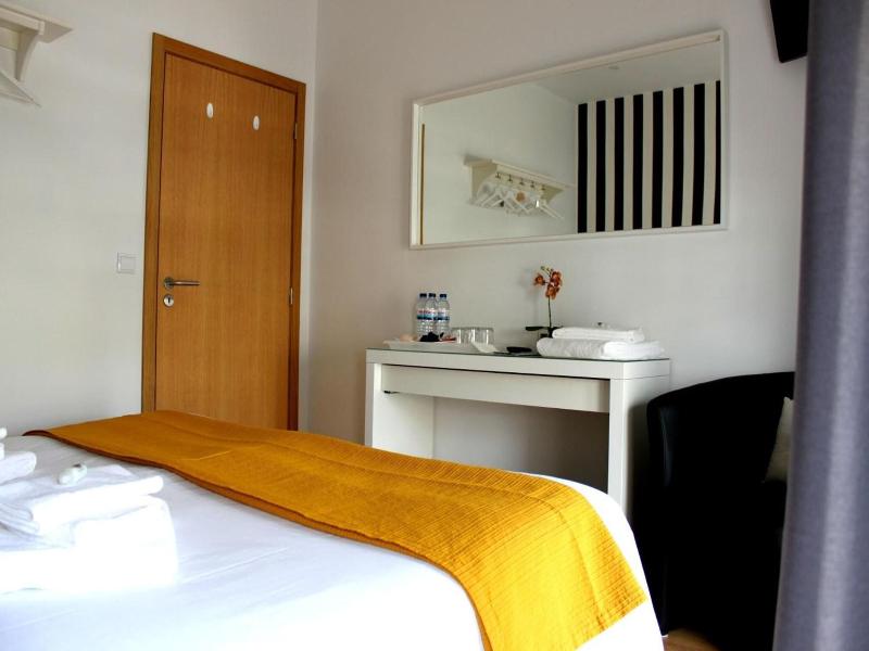 Aveiro White House image