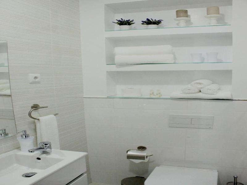 Aveiro White House image