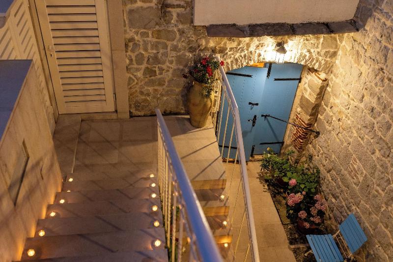 Boutique Heritage Hotel Blanc & Bleu - Capitano image