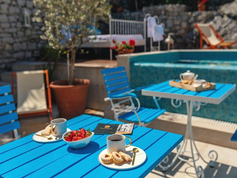 Boutique Heritage Hotel Blanc & Bleu - Capitano image