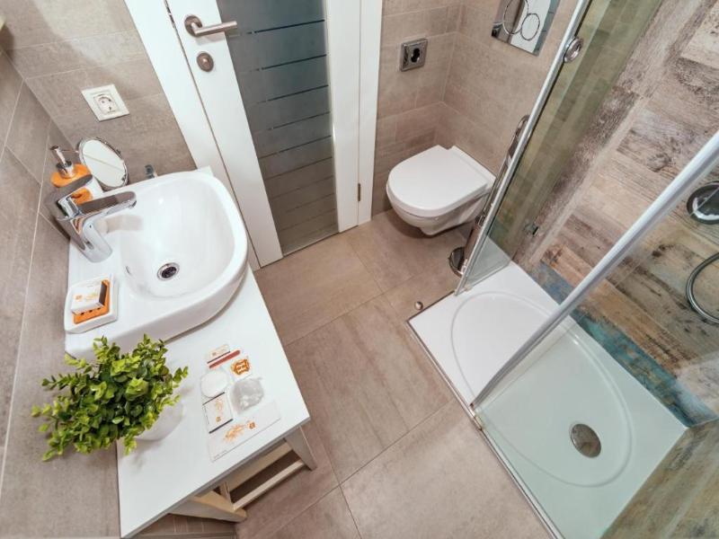 Boutique Heritage Hotel Blanc & Bleu - Capitano image
