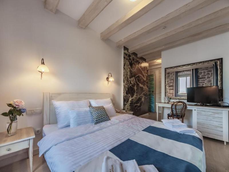 Boutique Heritage Hotel Blanc & Bleu - Capitano image