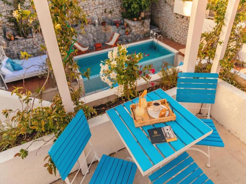 Boutique Heritage Hotel Blanc & Bleu - Capitano image
