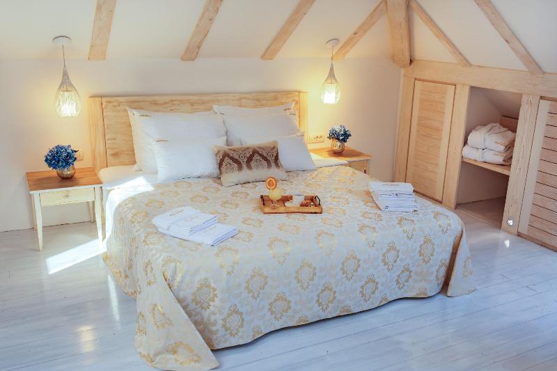 Boutique Heritage Hotel Blanc & Bleu - Capitano image