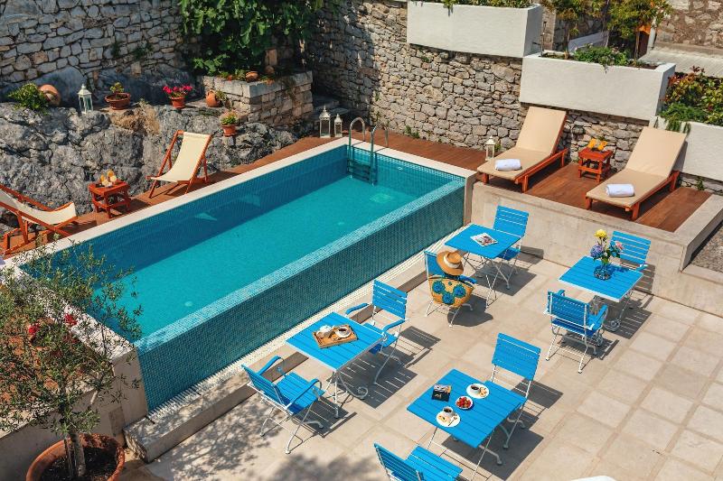 Boutique Heritage Hotel Blanc & Bleu - Capitano image