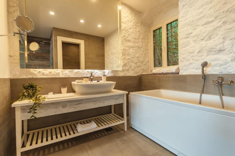 Boutique Heritage Hotel Blanc & Bleu - Capitano image