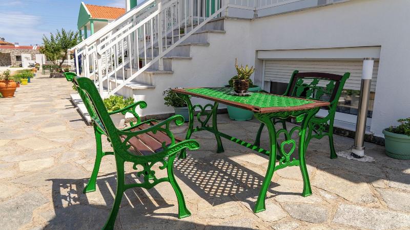 Ellinas Hotel image
