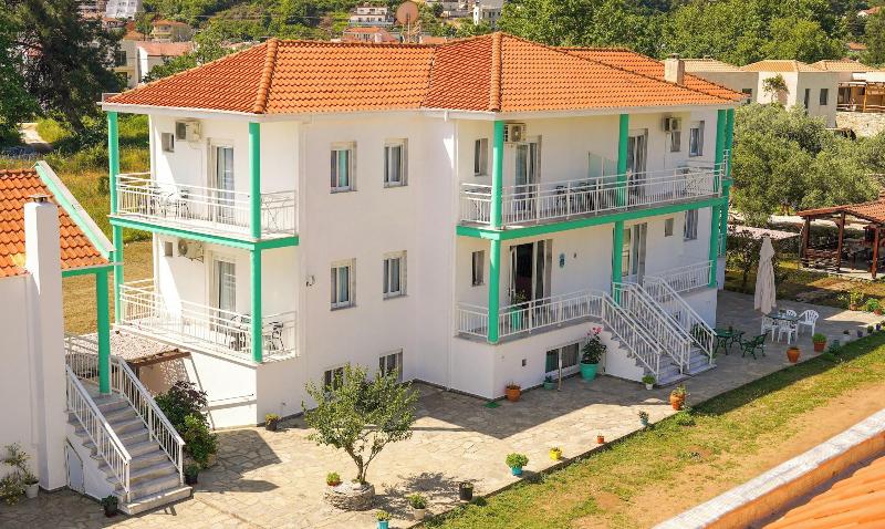 Ellinas Hotel image