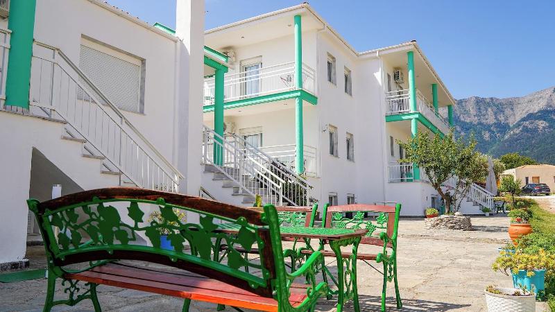Ellinas Hotel image