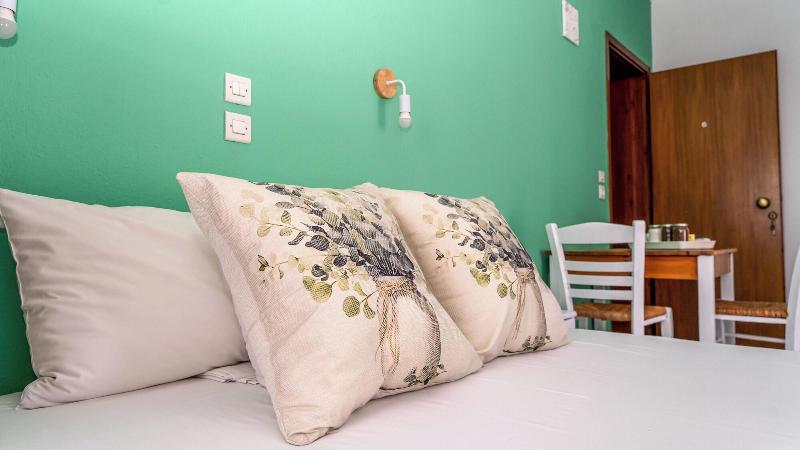 Ellinas Hotel image