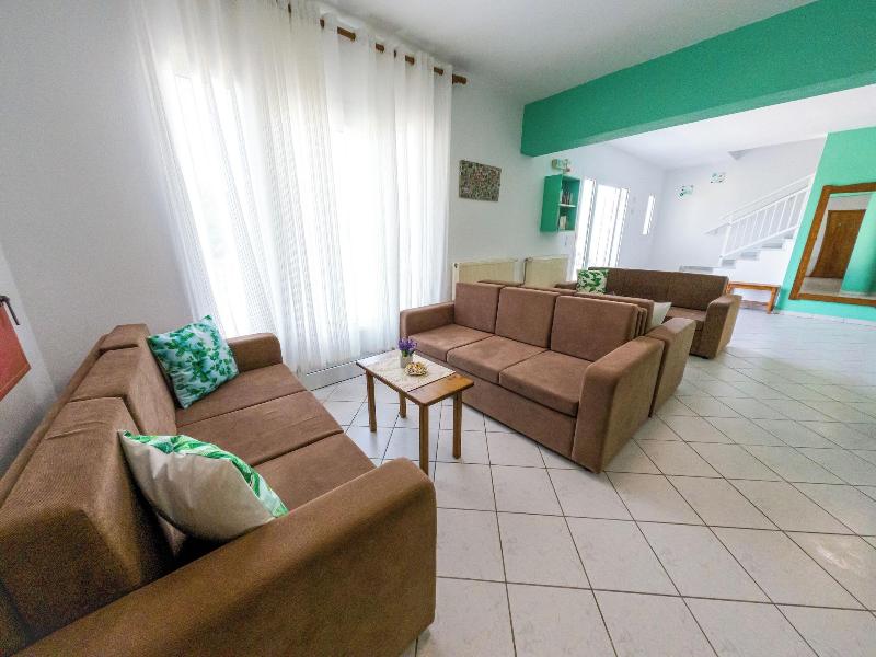 Ellinas Hotel image