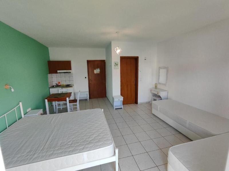 Ellinas Hotel image