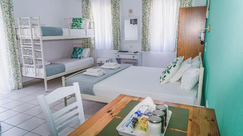 Ellinas Hotel image